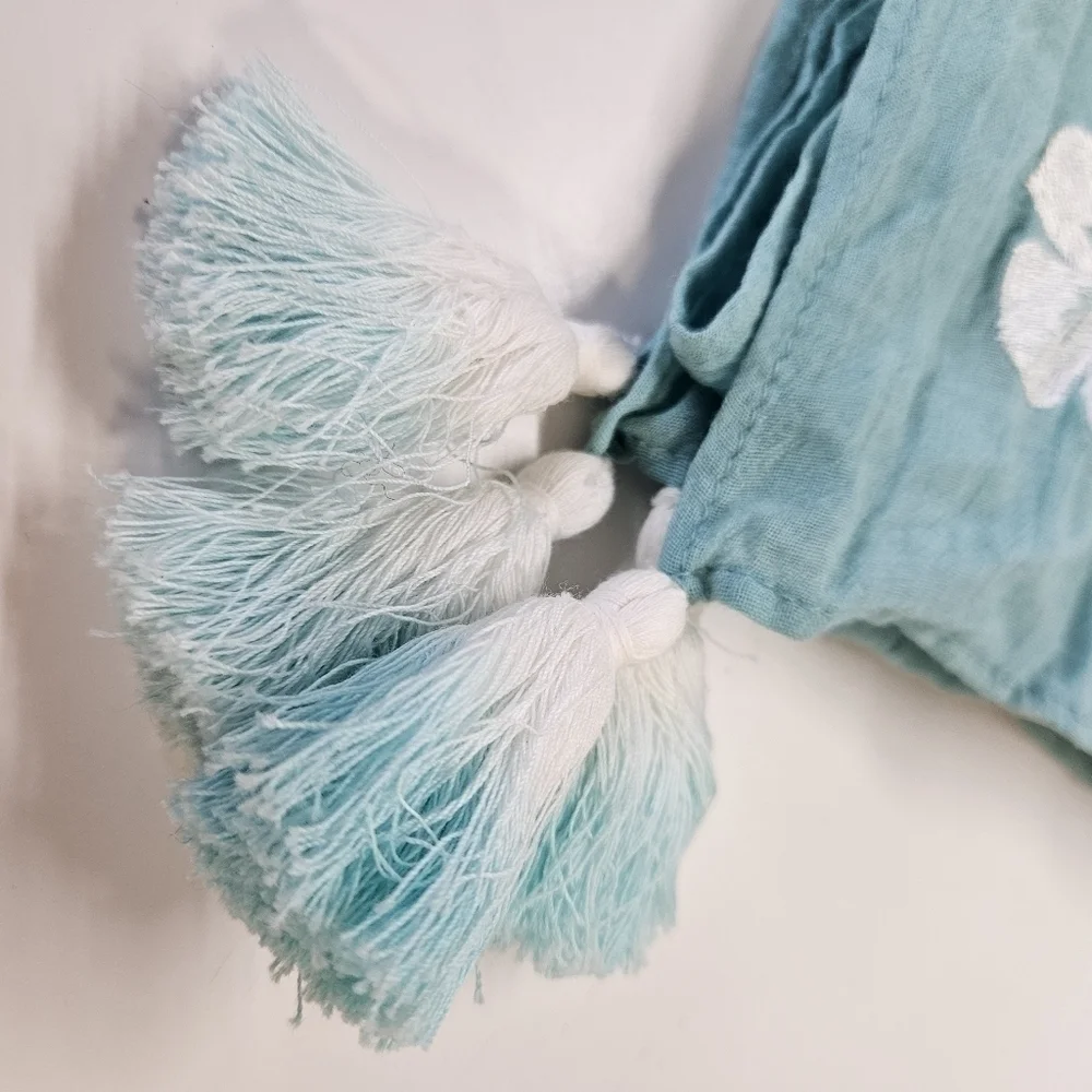 NEW Tommy Bahama Embroidered Blossoms Scarf Aqua and White Shawl Wrap